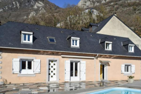 Villa climatisée avec piscine et belle vue